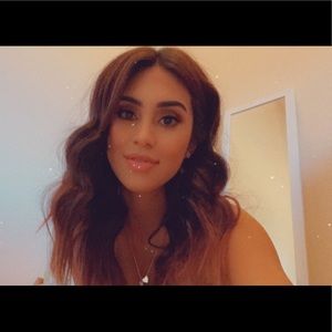 Meet your Posher, Alexa